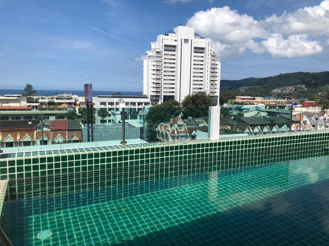 Отель I Am O'Tel Patong Экстерьер фото