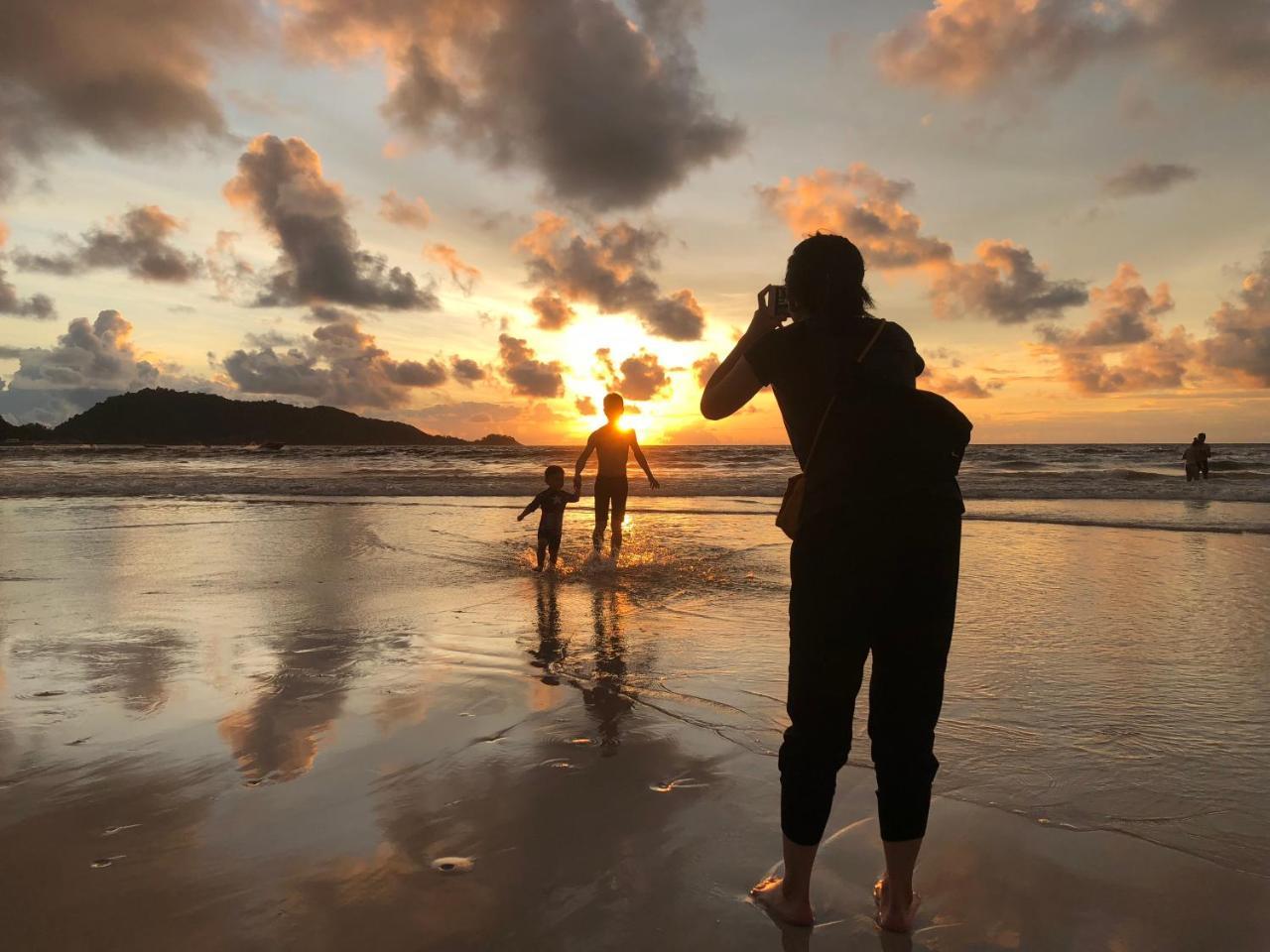 Отель I Am O'Tel Patong Экстерьер фото
